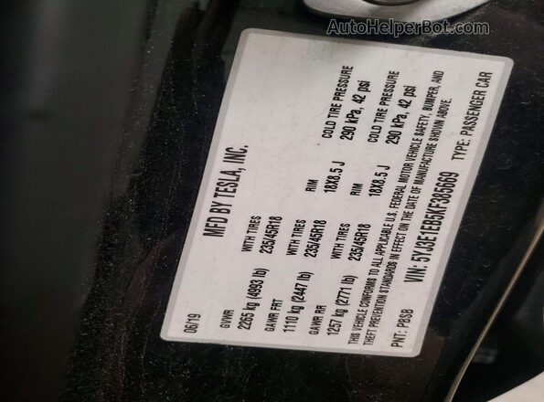 5YJ3E1EB5KF385669 2019 TESLA MODEL Black Widok komory silnika