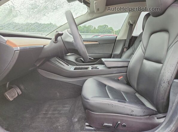 5YJ3E1EB5NF123767 2022 TESLA MODEL Charcoal Front interior view