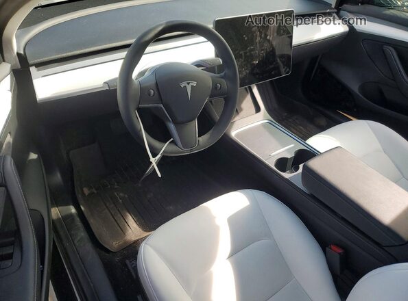 5YJ3E1EB5NF264354 2022 TESLA MODEL Белый Вид панели приборов