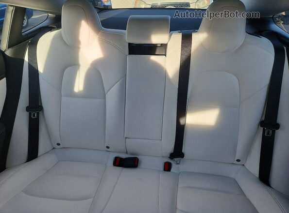 5YJ3E1EB6LF622400 2020 TESLA MODEL Черный Вид задних сидений