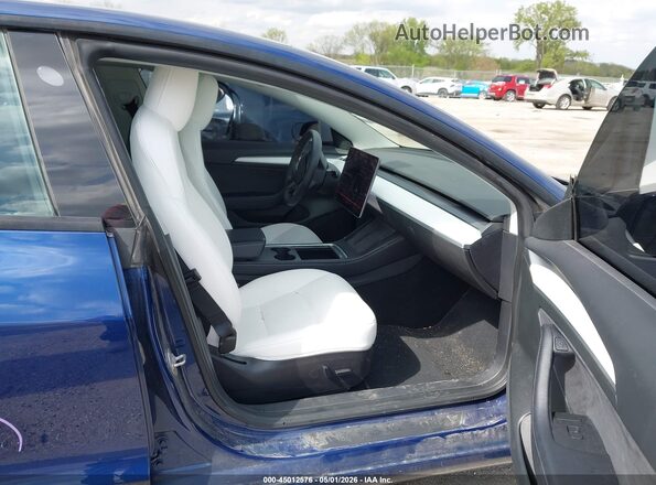 5YJ3E1EB6NF203966 2022 TESLA MODEL 3 Синий Вид салона спереди
