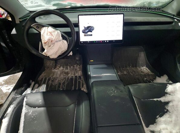 5YJ3E1EB6SF902168 2025 TESLA MODEL Угольный Вид панели приборов