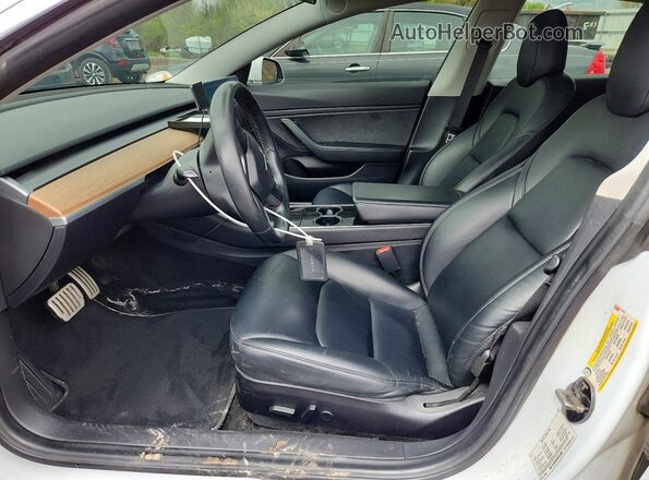 5YJ3E1EB7KF413665 2019 TESLA MODEL White წინა სალონის ხედი