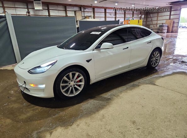 5YJ3E1EB7KF413665 2019 TESLA MODEL White წინა მარცხენა ხედი სამი მეოთხედიდან