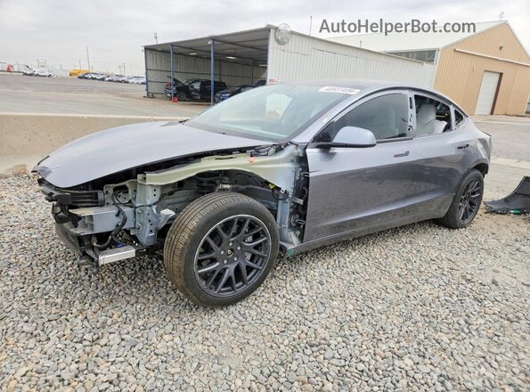 5YJ3E1EB7SF004453 2025 TESLA MODEL Серый Передняя левая четверть