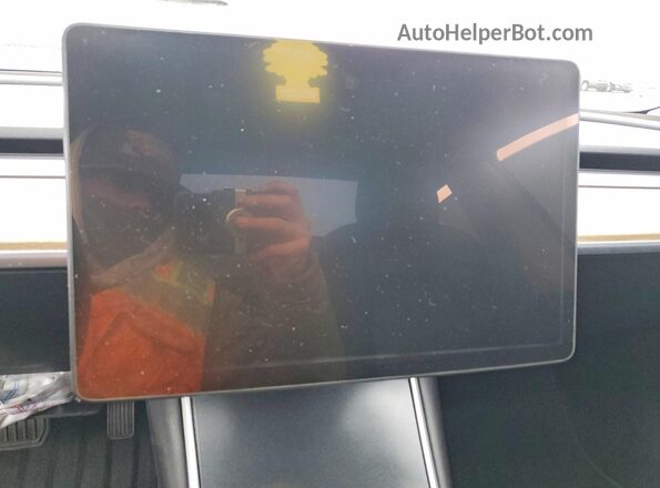 5YJ3E1EB9JF103452 2018 TESLA MODEL Черный Вид щитка приборов