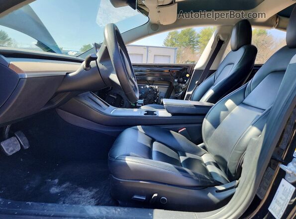 5YJ3E1EB9MF028238 2021 TESLA MODEL Черный Вид салона спереди