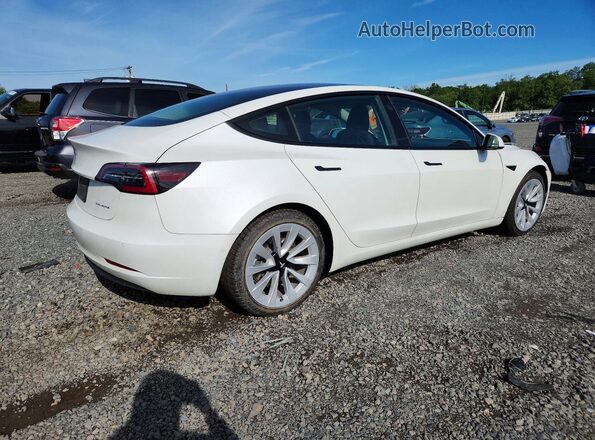 5YJ3E1EB9NF275423 2022 TESLA MODEL Белый Задняя правая четверть