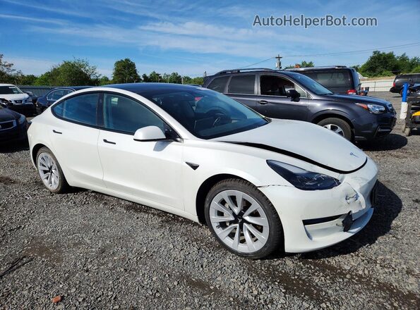 5YJ3E1EB9NF275423 2022 TESLA MODEL Белый Передняя правая четверть