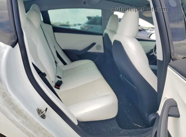 5YJ3E1EB9RF809588 2024 TESLA MODEL Белый Вид задних сидений