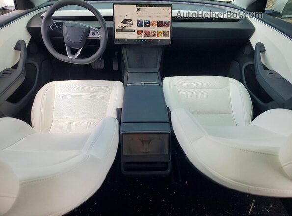5YJ3E1EB9RF809588 2024 TESLA MODEL Белый Вид панели приборов