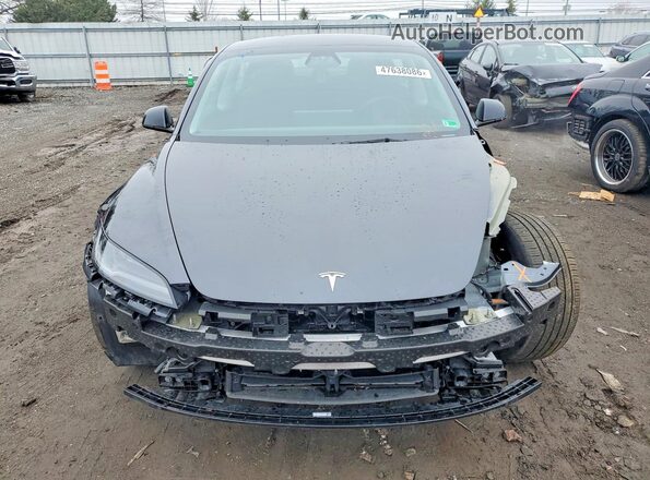 5YJ3E1EBXSF060306 2025 TESLA MODEL Gray Widok z przodu