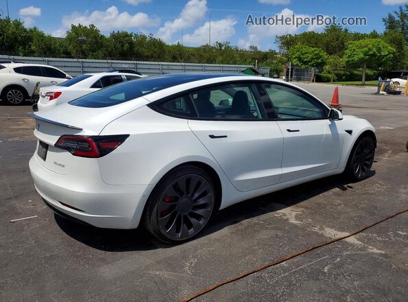 5YJ3E1EC2MF026565 2021 TESLA MODEL Белый Задняя правая четверть