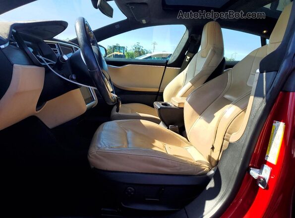 5YJSA1E22GF124997 2016 TESLA MODEL Red Front interior view