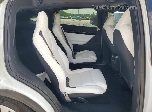 5YJXCBE22LF239308 2020 TESLA MODEL White Rear interior view