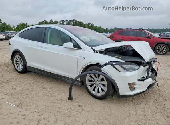 5YJXCBE26GF016548 2016 TESLA MODEL Белый Передняя правая четверть