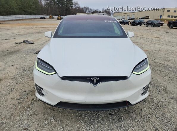 5YJXCDE23LF299528 2020 TESLA MODEL White Widok z przodu