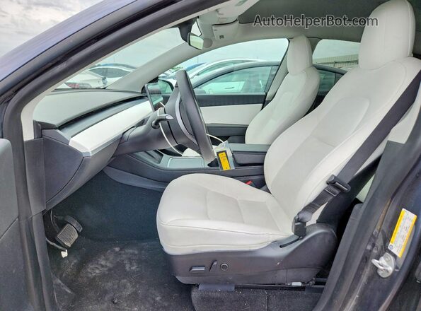 5YJYGAEE2MF295120 2021 TESLA MODEL Серый Вид салона спереди