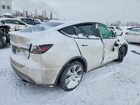 2021 Tesla Model Y Белый vin: 5YJYGAEE8MF231759