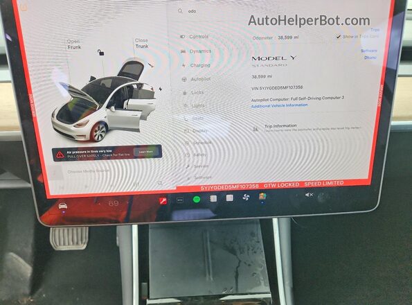 5YJYGDED5MF107358 2021 TESLA MODEL White Vista del cuadro de instrumentos
