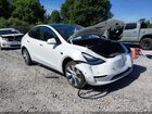 2021 Tesla Model Y Long Range Dual Motor All-wheel Drive White vin: 5YJYGDEE1MF063478