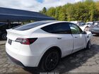 2021 Tesla Model Y Long Range Dual Motor All-wheel Drive White vin: 5YJYGDEE1MF208180