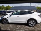 2021 Tesla Model Y Long Range Dual Motor All-wheel Drive White vin: 5YJYGDEE1MF208180