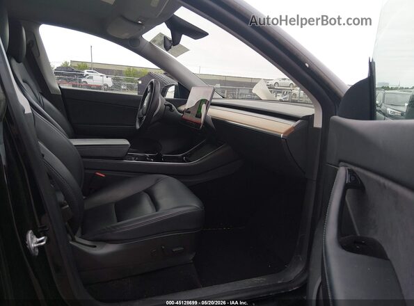5YJYGDEE2LF048776 2020 TESLA MODEL Y Black Widok wnętrza z przodu