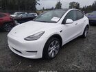 2021 Tesla Model Y Long Range Dual Motor All-wheel Drive White vin: 5YJYGDEE2MF254861