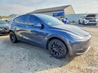 2020 Tesla Model Y Серый vin: 5YJYGDEE3LF012627