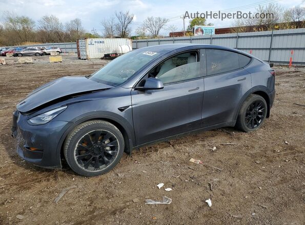 5YJYGDEE3MF244159 2021 TESLA MODEL Gray Vista tres cuartos delantera izquierda