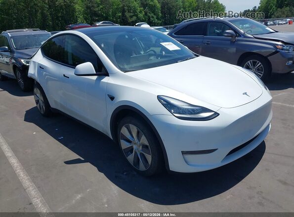 5YJYGDEE3MF311407 2021 TESLA MODEL Y White Передня права чверть