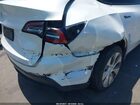 2021 Tesla Model Y Long Range Dual Motor All-wheel Drive White vin: 5YJYGDEE3MF311407