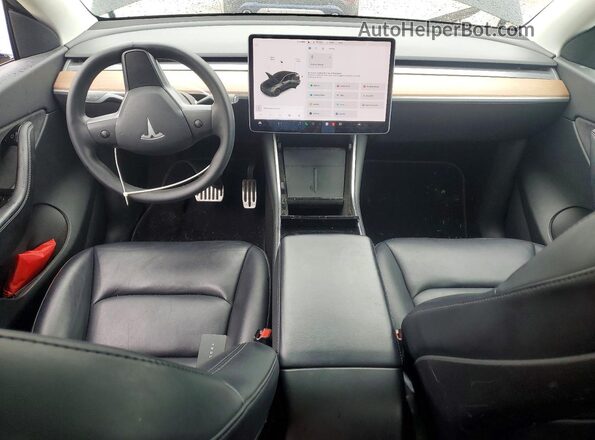 5YJYGDEE4LF055213 2020 TESLA MODEL Черный Вид панели приборов