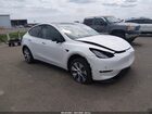 2021 Tesla Model Y Long Range Dual Motor All-wheel Drive White vin: 5YJYGDEE4MF068903