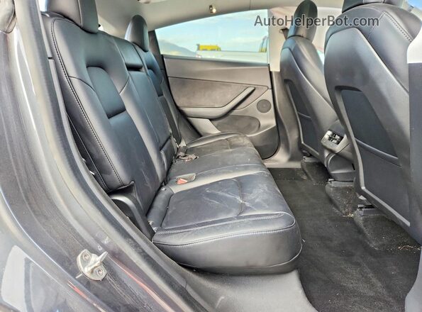 5YJYGDEE4MF084728 2021 TESLA MODEL Black Հետևի նստատեղերի տեսք