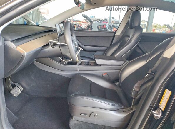 5YJYGDEE5MF196373 2021 TESLA MODEL Черный Вид салона спереди