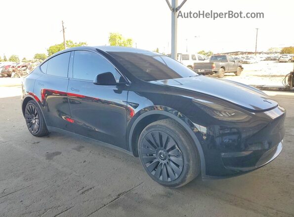 5YJYGDEE5MF196373 2021 TESLA MODEL Черный Передняя правая четверть