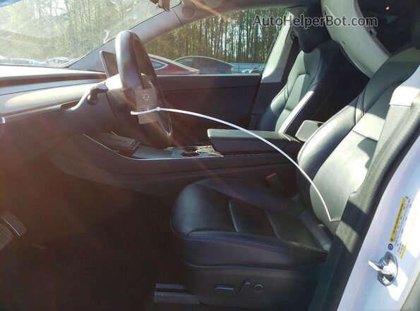 5YJYGDEE6MF076954 2021 TESLA MODEL Белый Вид салона спереди