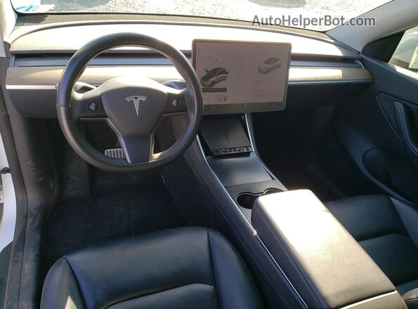 5YJYGDEE6MF076954 2021 TESLA MODEL Белый Вид панели приборов