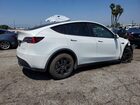 2020 Tesla Model Y Белый vin: 5YJYGDEE8LF052833