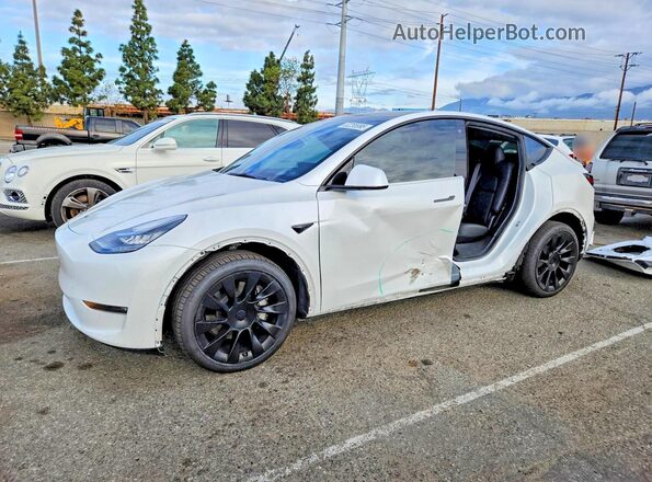 5YJYGDEE8MF159205 2021 TESLA MODEL White წინა მარცხენა ხედი სამი მეოთხედიდან
