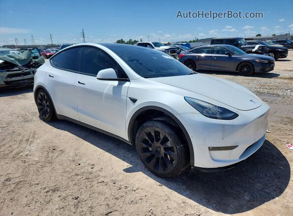 5YJYGDEE8MF201369 2021 TESLA MODEL Белый Передняя правая четверть