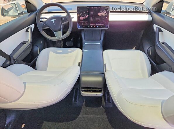5YJYGDEE8MF201369 2021 TESLA MODEL Белый Вид панели приборов
