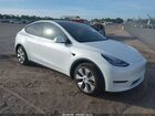 2021 Tesla Model Y Long Range Dual Motor All-wheel Drive White vin: 5YJYGDEEXMF202829
