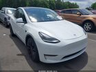 2021 Tesla Model Y Performance Dual Motor All-wheel Drive White vin: 5YJYGDEF2MF137600