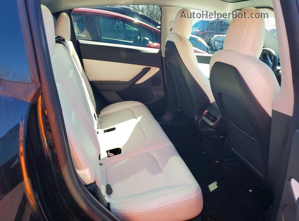 5YJYGDEF4MF215858 2021 TESLA MODEL Черный Вид задней части салона