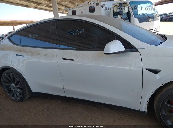 5YJYGDEF6MF092239 2021 TESLA MODEL Y White Vista interior trasera