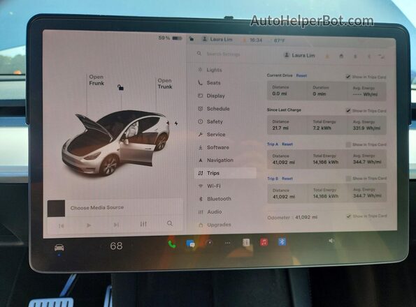 5YJYGDEF6MF211598 2021 TESLA MODEL White Vista del cuadro de instrumentos