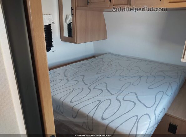 5ZT2AVSB6NB931968 2022 FOREST RIVER AVENGER Серый Вид салона спереди